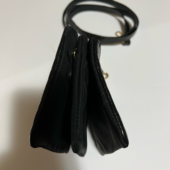 Neiman Marcus Sling pouch - Picture 7 of 8